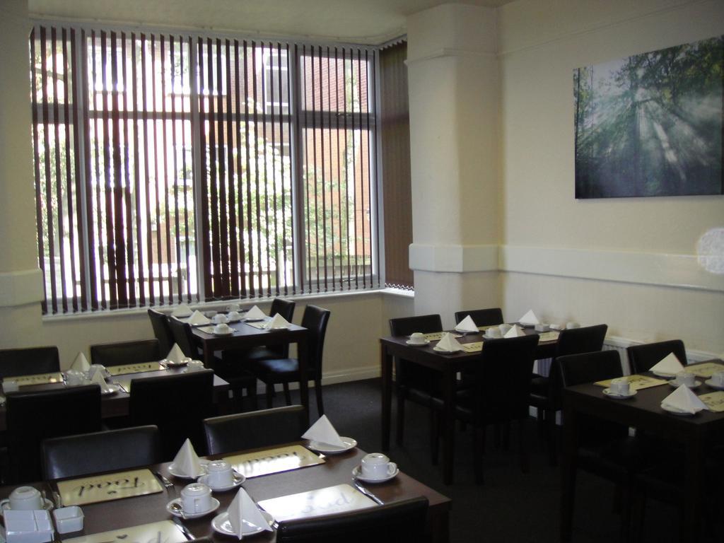 Mount Guest House Denton  Bagian luar foto