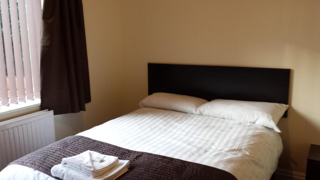 Mount Guest House Denton  Bagian luar foto